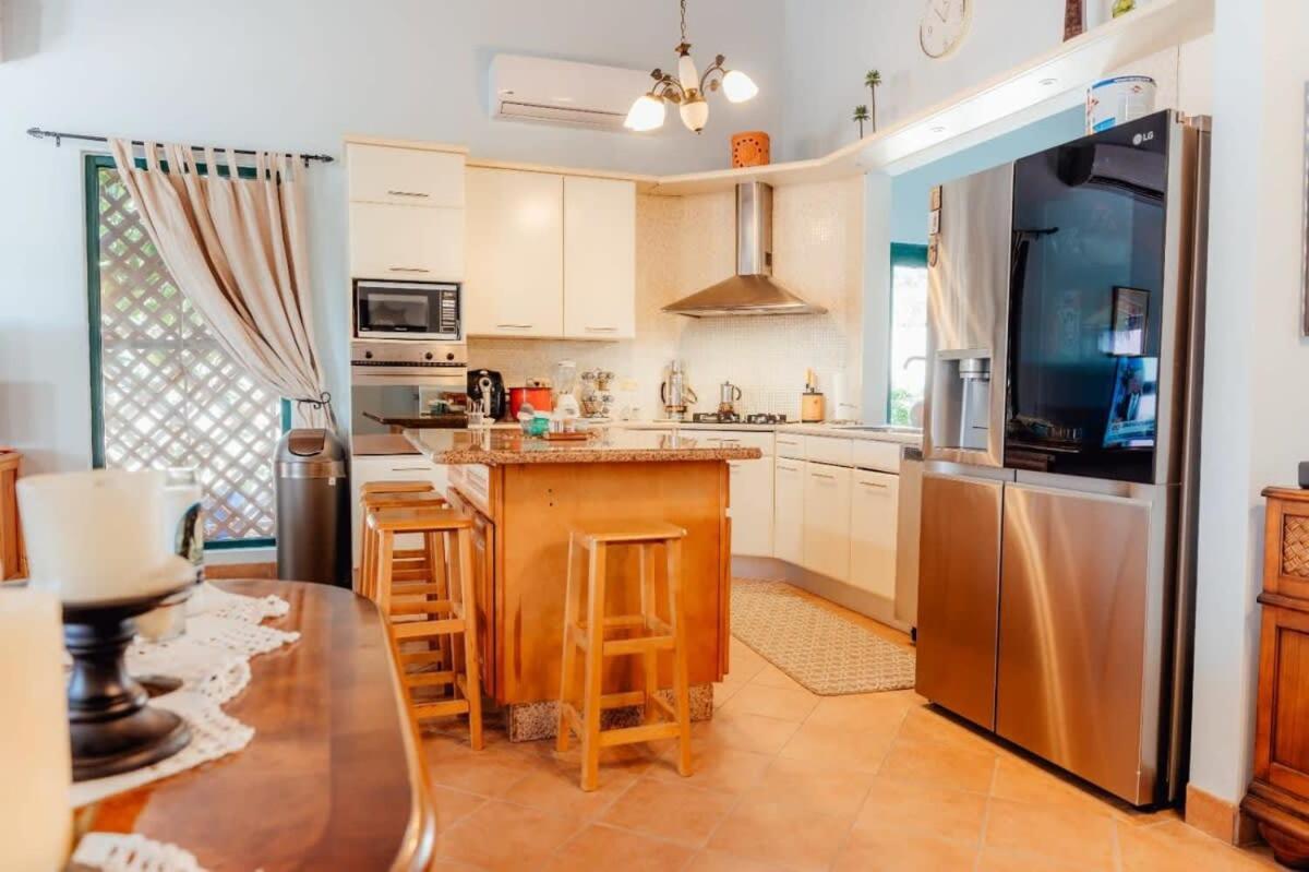 فيلا The Elegance Of Tierra Del Sol With Private Pool شاطئ بالم المظهر الخارجي الصورة